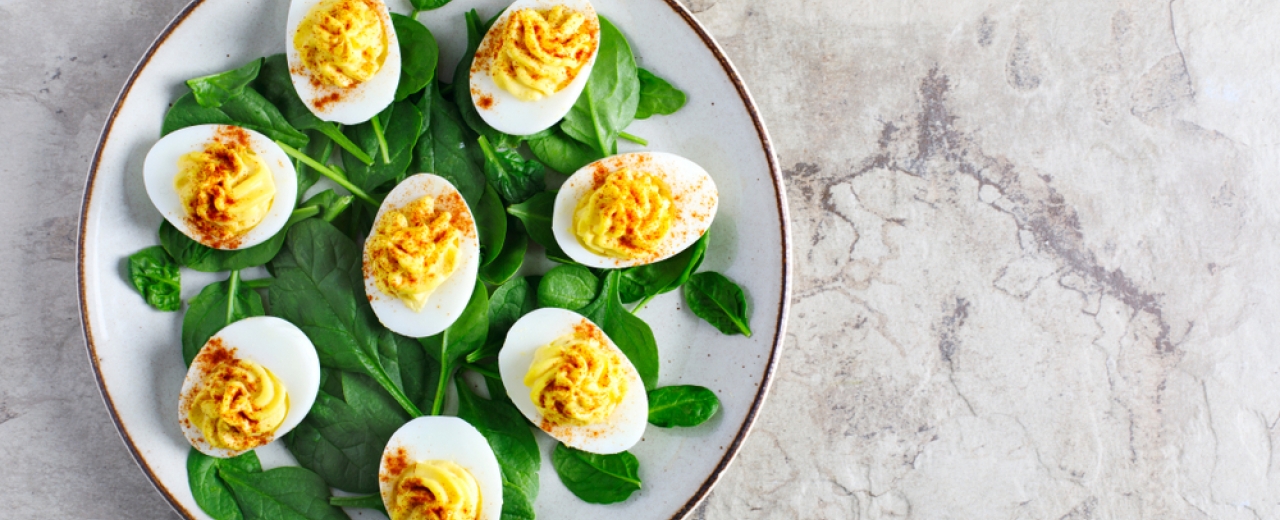 Huevos rellenos de pescado